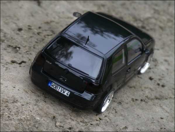 1:18 VW GOLF 4 IV MK4 GTI 1998 schwarz - Diecast Tuning inkl.BBS + OVP